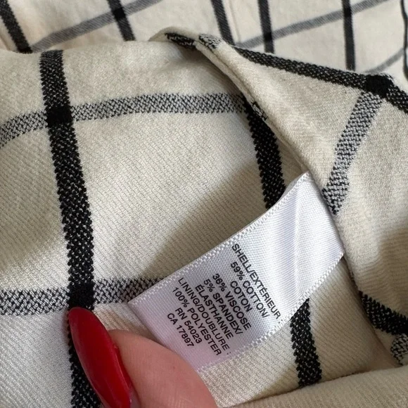 Banana Republic White Tank Top with Black Windowpane Grid - Picture 6 of 7